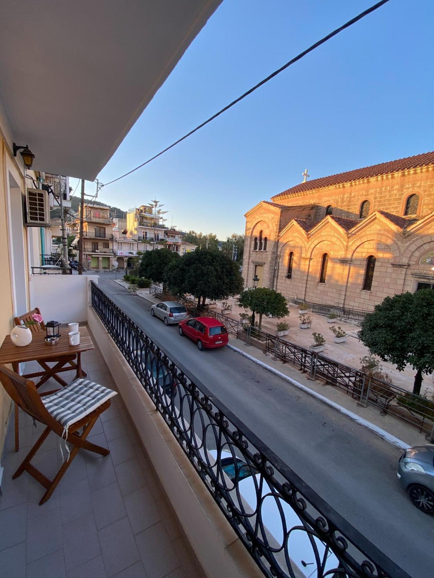 Port House Apartment Zakynthos Town Luaran gambar